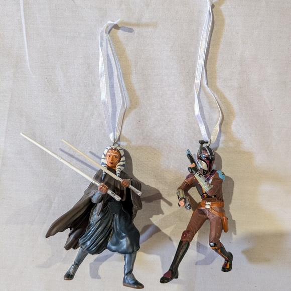 Star Wars Christmas tree ornaments lot of 2 Sabine Wren and Ahsoka Tano Disney - Picture 2 of 16
